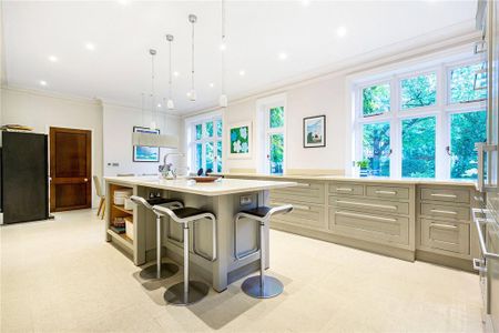 6 bedroom detached house to rent - Photo 4