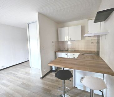 Location Appartement 1 pièce 32m² VOIRON 38500 - Photo 3