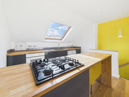 2 bedroom apartment to rent - Photo 2