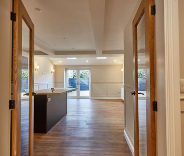 3 bedroom semi-detached house to rent - Photo 1