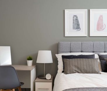 Burnell Avenue Room 5 - Photo 6