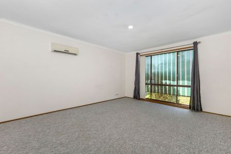 28 Michael Hill Avenue, Woodberry. - Photo 4