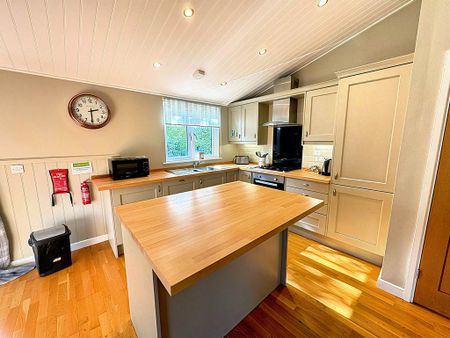 2 bedroom lodge to rent - Photo 2