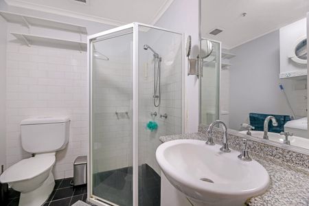 Furnished Studio Apartment - Oaks Goldsbrough - Photo 4