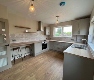 2 bedroom bungalow to rent - Photo 2