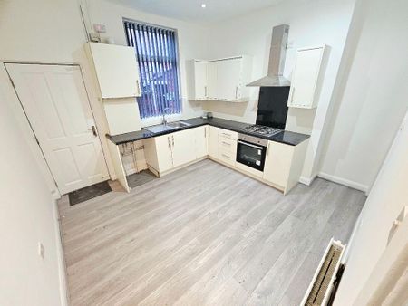 2 bedroom terraced house to rent - Photo 3