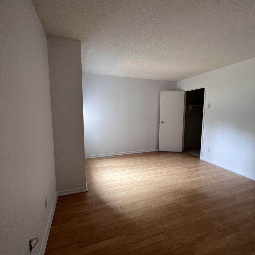 Rue Paul-Comtois, H4N 3H9, Montréal - Photo 1