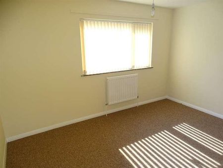 Parkside, Beck Row, IP28 - Photo 4