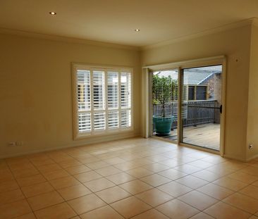 Home For Rent - Photo 3