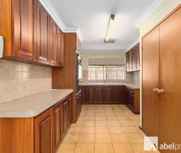 Family Home - Huge Back Yard & Workshop - Photo 2