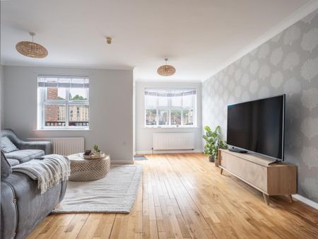 3 bedroom terraced house to rent - Photo 2