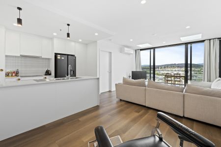 Stylish 2-Bedroom Apartment in Wright - Photo 2