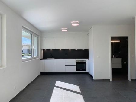 Appartement lumineux de 2.5 pièces au 1er étage avec ascenseur - Photo 5