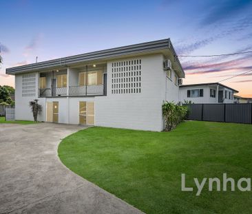 Room 2 - 2/23 Bergin Road CRANBROOK QLD 4814 - Photo 1