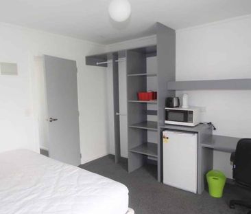 1 Room Available 2025 - Photo 5