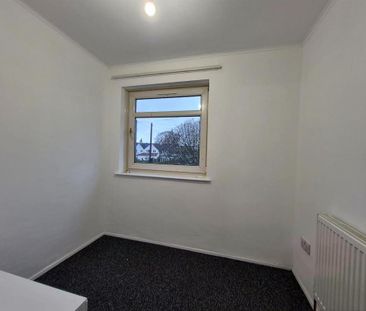 3 bedroom end of terrace house to rent - Photo 5