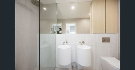 Contemporary Elegance With Alfresco Appeal, Whitegoods Included - Photo 4