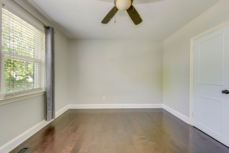 For Lease - 2048 Edinburgh (Main Level) Drive, Burlington, Ontario - Photo 2