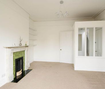 Bloomfield Avenue - Photo 5