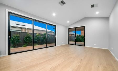 3 Bedroom house in Clyde North! - Photo 2