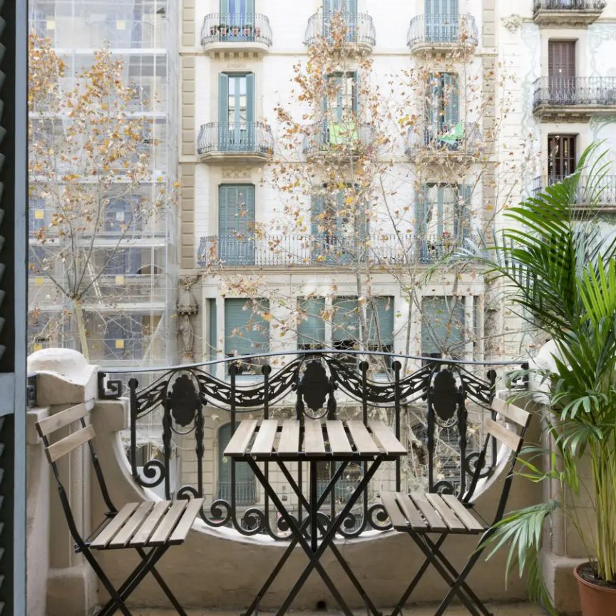 Room in a shared 5-bedroom apartment for rent in La Dreta de l'Eixample - Foto 1