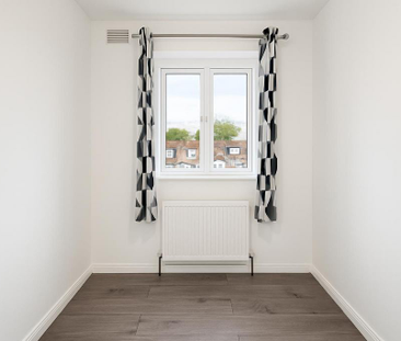 4 bedroom terraced house to rent - Photo 5