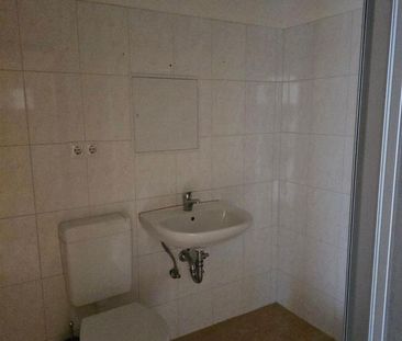 Singles aufgepasst! Helle 2 Raumwohnung mit Balkon + 2 Monate kaltm... - Photo 2