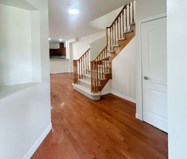 For Lease - 3342 Fountain Park Avenue, Mississauga, Ontario - Photo 3