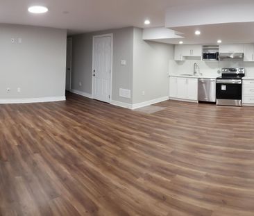 For Lease - 503 Sixteen Mile Drive Unit# Lower, Oakville, Ontario - Photo 1