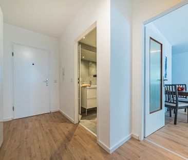 City-Residence: Schick möblierte Wohnung mit Skylineblick in schöne... - Photo 2