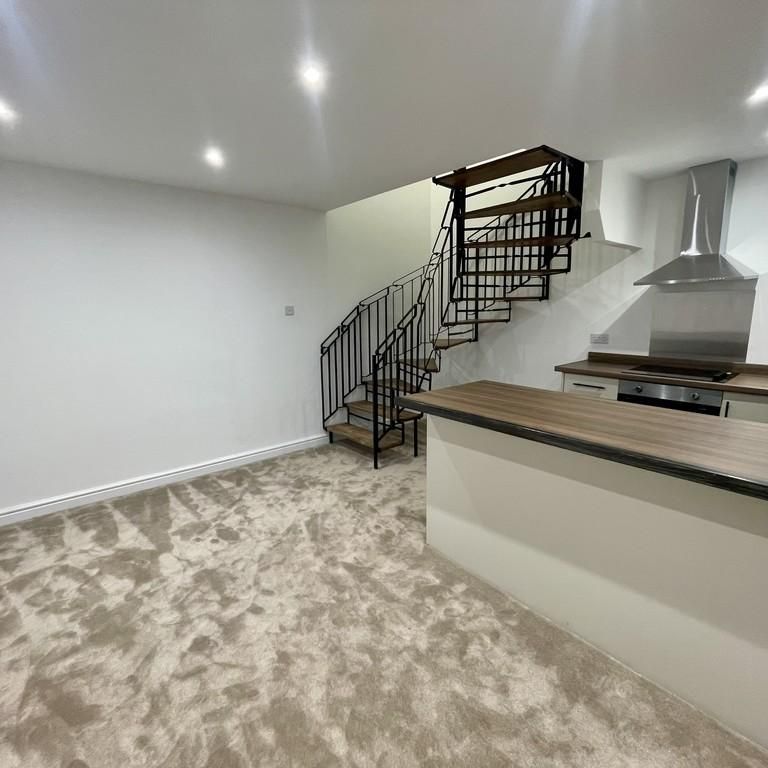 1 bedroom townhouse to rent - Photo 1