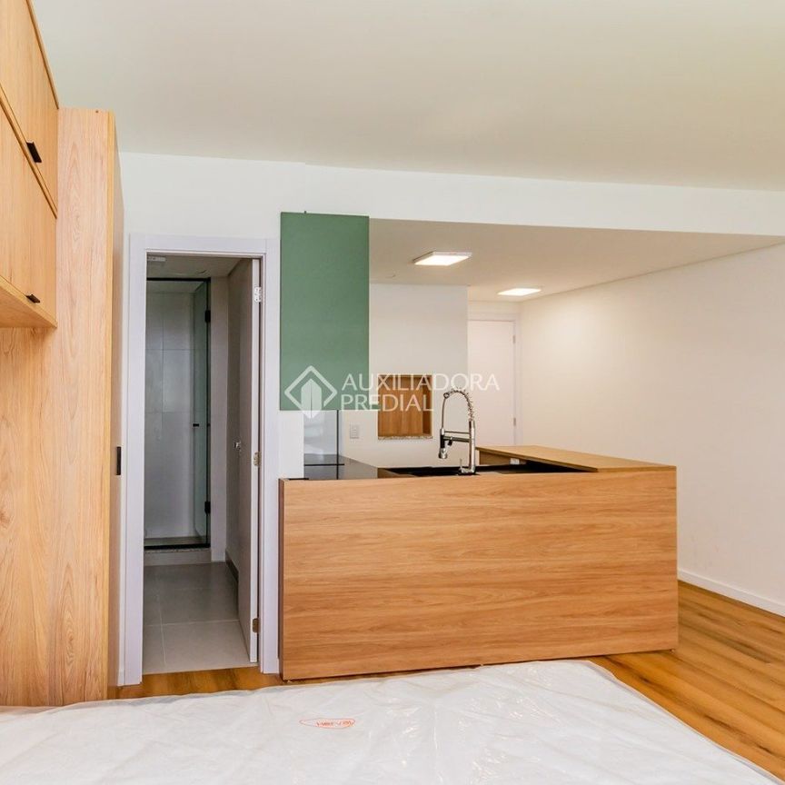 Loft com 1 quarto e 30m² para alugar em Moinhos de Vento, Porto Alegre. - Foto 1