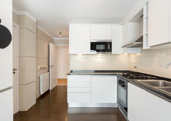 3 Bedroom Apartment with a view, Alto de Santa Catarina, Oeiras