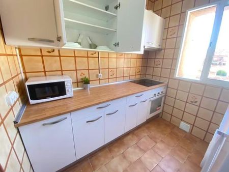 Calle del Hornero, Madrid, Community of Madrid 28019 - Photo 3