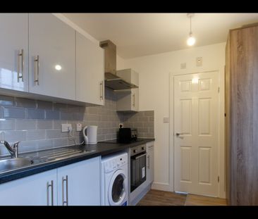 Studio Flat, Gosford Street, CV1 - Photo 2