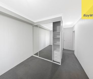 Spacious and Convenient - Photo 5