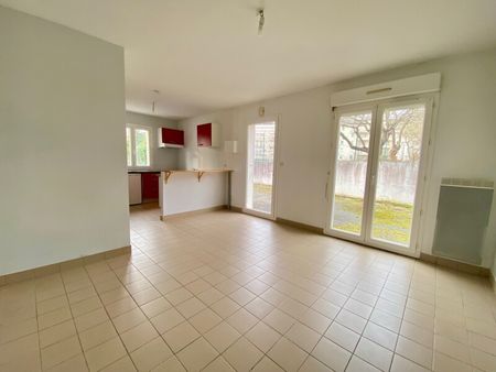 Location Appartement 1 pièce 27m² ORLEANS 45100 - Photo 3
