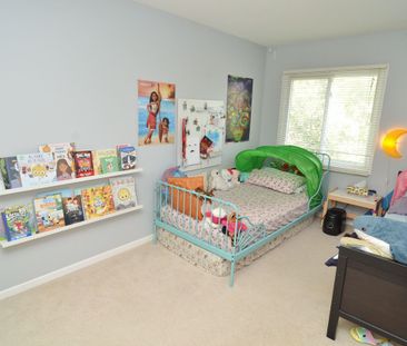 For Lease - 153 Maple Branch Path, Toronto, Ontario - Photo 2