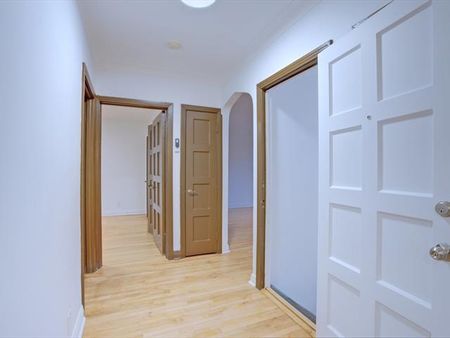 6337 Av. MacDonald - Photo 3