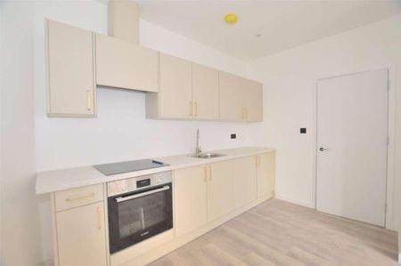 Queensway House, London Road, Redhill, Surrey, RH1 - Photo 2