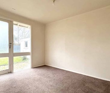 Four Bedroom Family Home - Photo 2