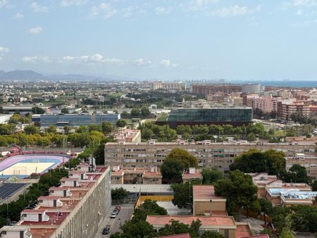 3 room luxury Flat for rent in Valencia - Photo 5