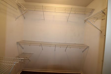 For Lease - 20 Brown Street, Barrie, Ontario - Photo 2