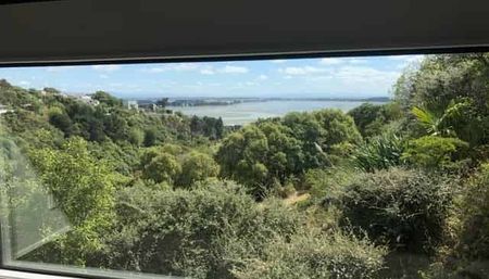 Refurbished Family Home with Panoramic Views - Photo 5