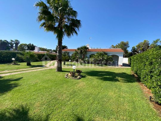 Villa bifamiliare via Carolina, Ostuni Costa, Ostuni - Photo 1