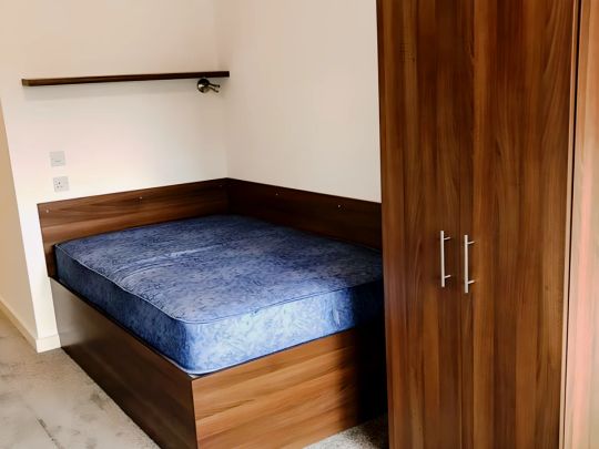 Non-En-suite - Photo 1