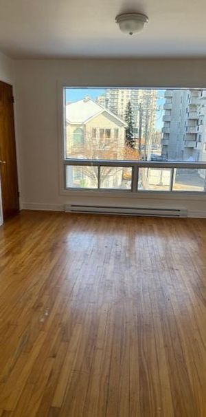 GRAND 3 1/2 A LOUER A ST. LEONARD, D'UN TRIPLEX - Photo 1