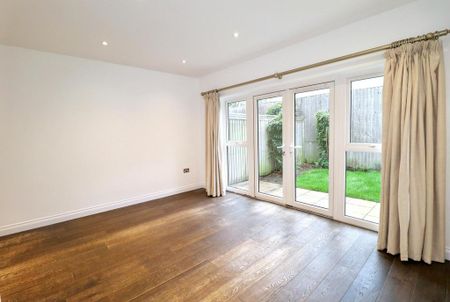 3 bedroom semi-detached house to rent - Photo 5