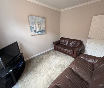 Diamond Street, The Groves - P2163 - Photo 1