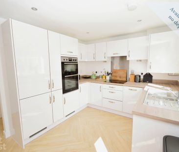 3 bedroom semi-detached house to rent - Photo 5